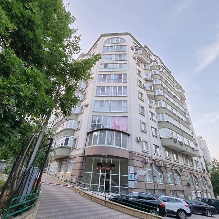 Elegance Apartment Chisinau Center Close To Stefan Cel Mare Exterior foto