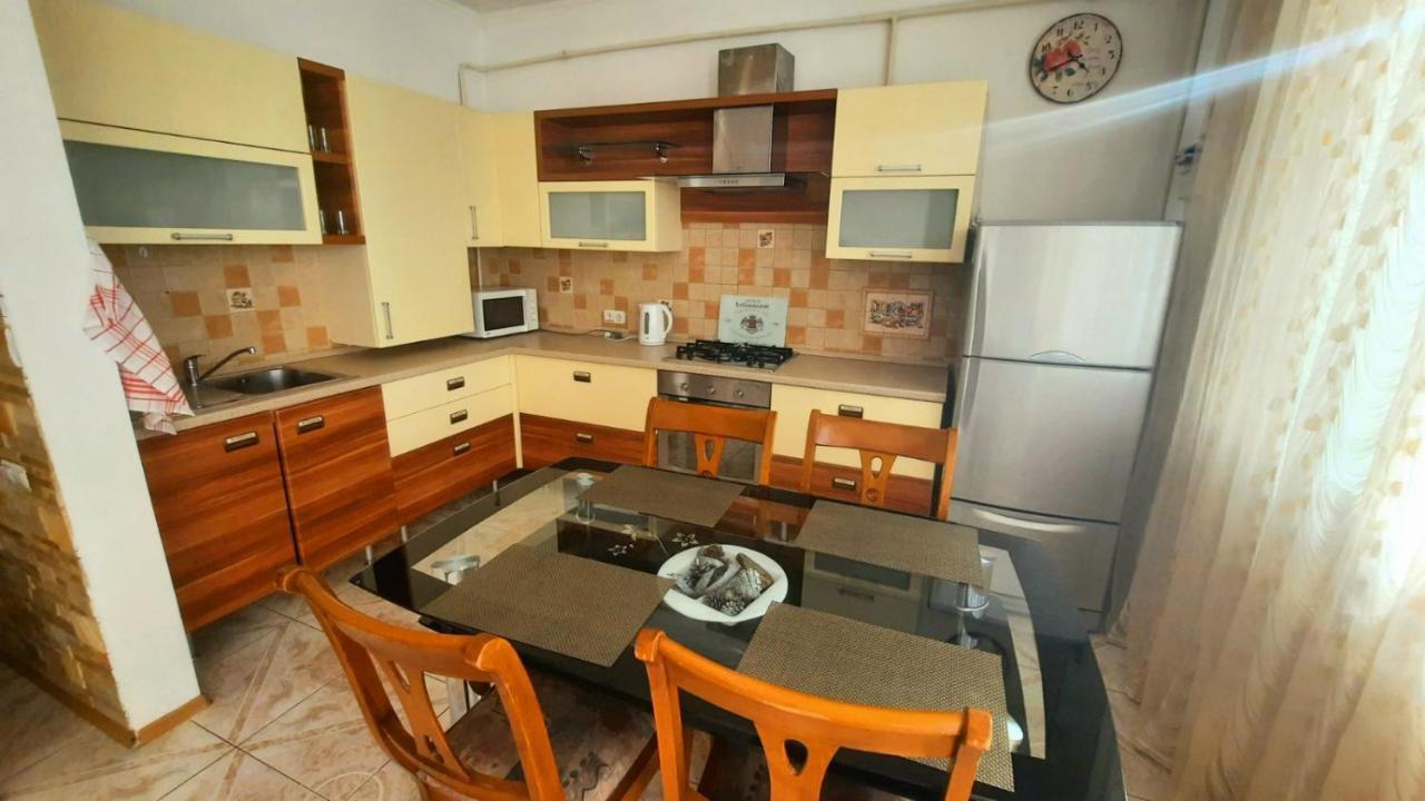 Elegance Apartment Chisinau Center Close To Stefan Cel Mare Exterior foto